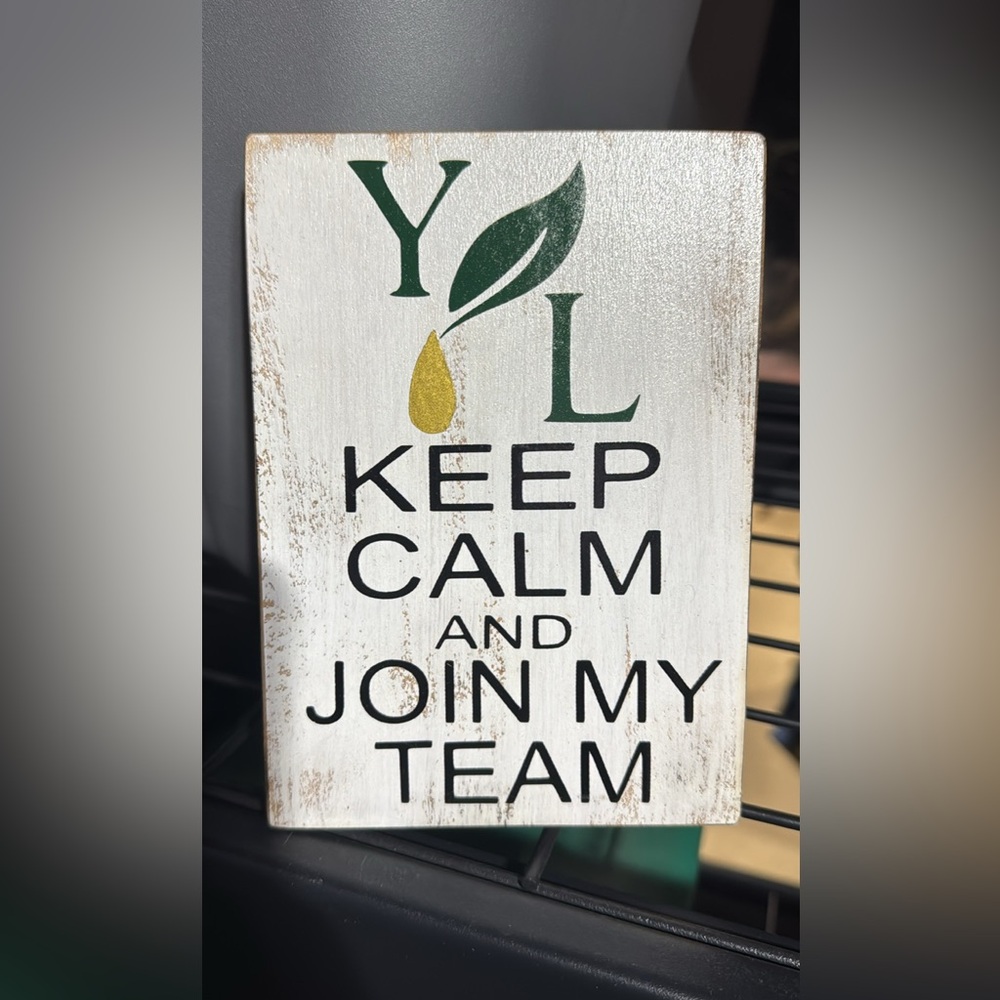 Young Living Green and Yellow Team Sign